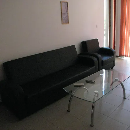 Mnp North Apartman *